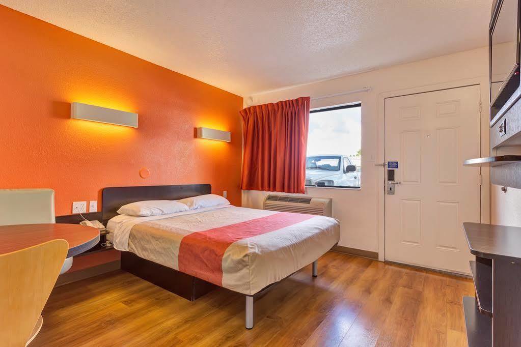 Park Inn By Radisson, Santa Rosa South Eksteriør bilde